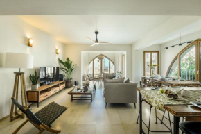 Breathtaking 3 BR Apt w Sea View in Central Jaffa with Mamad by Sea N' Rent